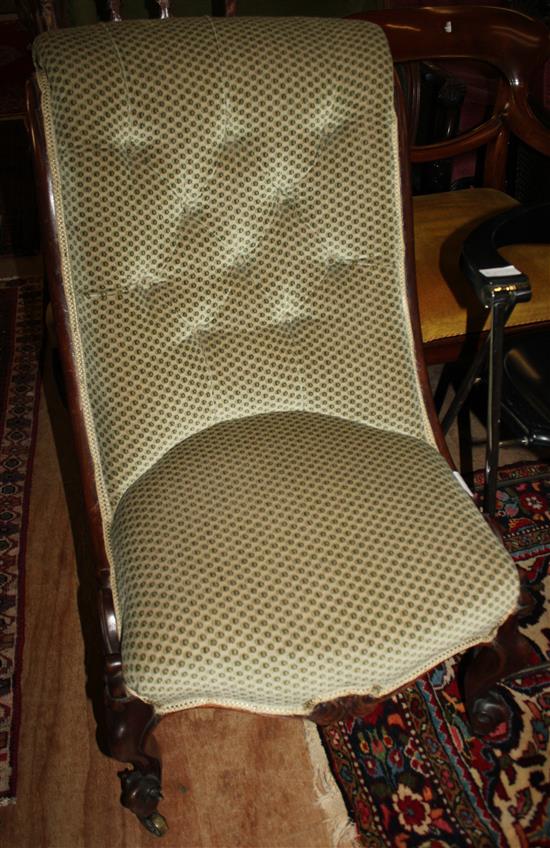 Victorian buttoned backed slipper chair